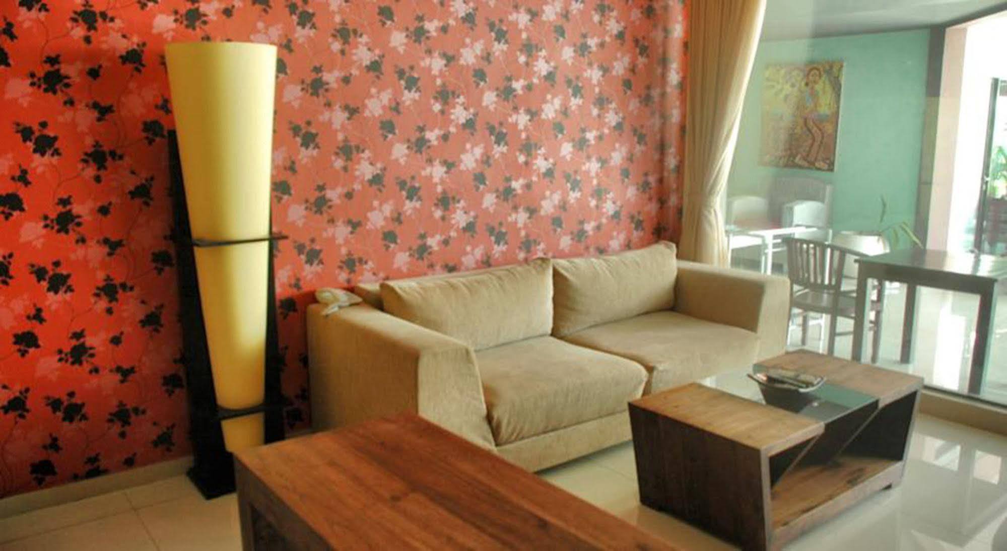 Marinos Place Legian Exterior foto